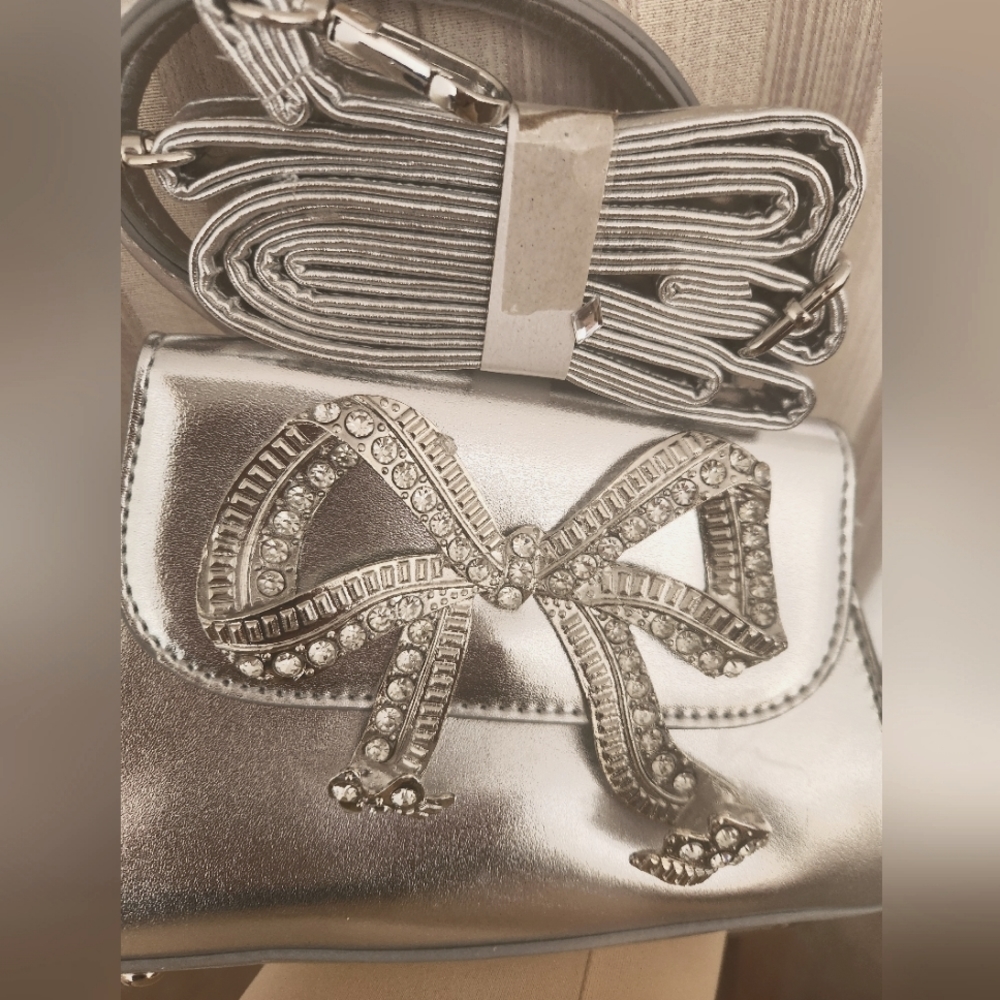 Diamond 💎 clasp purse 👛